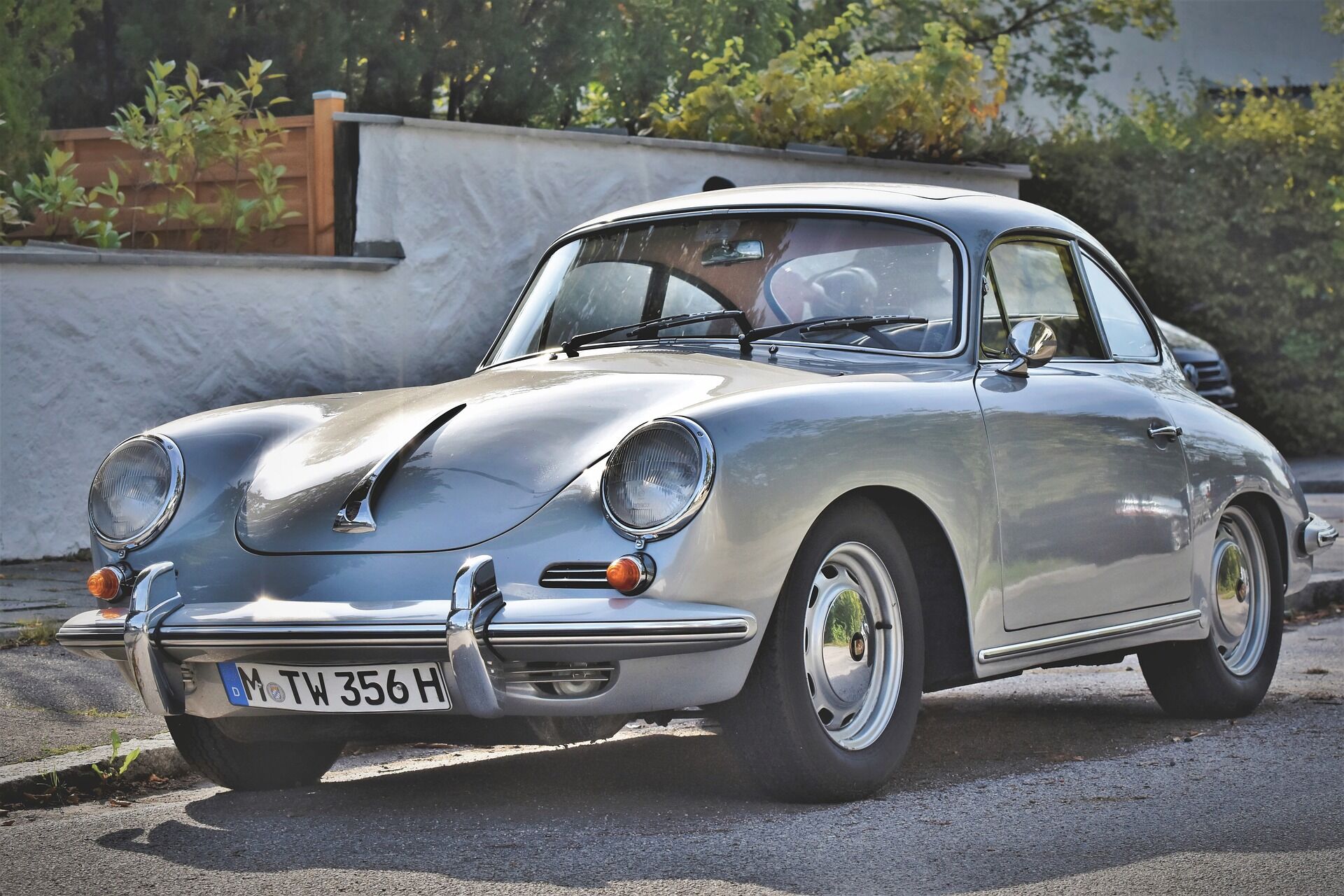 porsche-4594693_1920